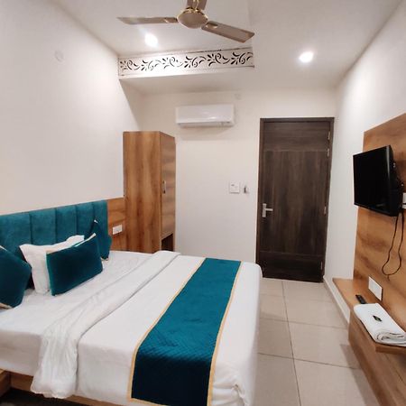 Hotel D S Inn Amritsar Ngoại thất bức ảnh
