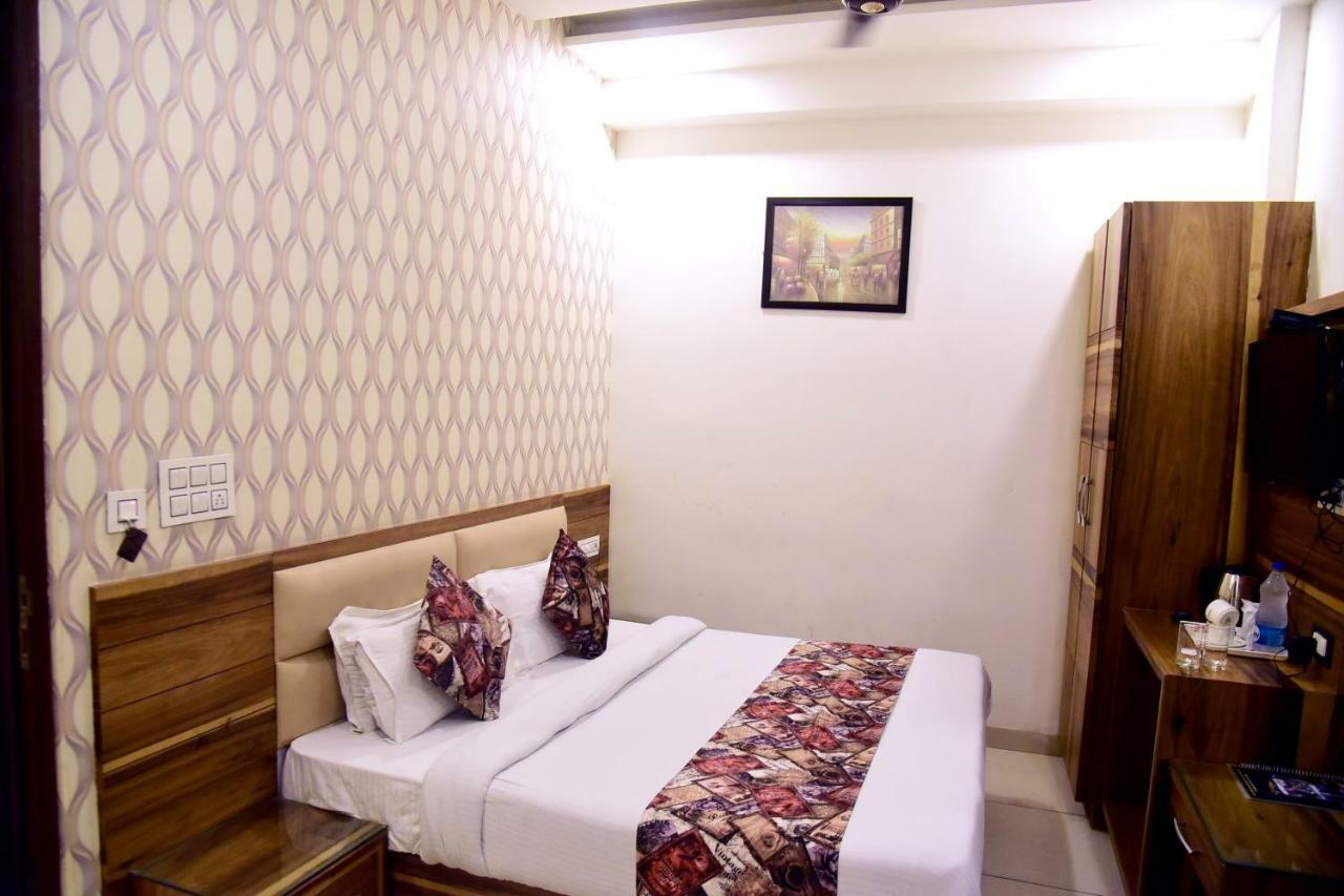 Hotel D S Inn Amritsar Ngoại thất bức ảnh