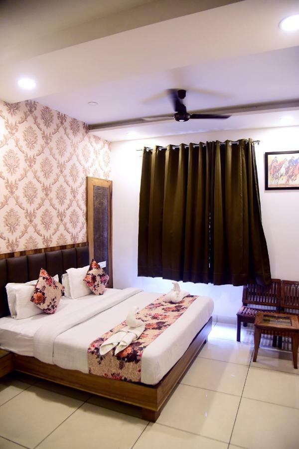 Hotel D S Inn Amritsar Ngoại thất bức ảnh